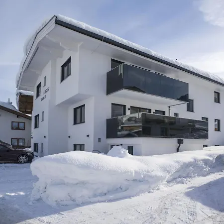 Cozy In Brixen In The Thale With Terrace ブリクセン イン ターレ